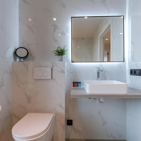 Huswell - Luxurious Penthouse With Beautiful Seaview Apartment