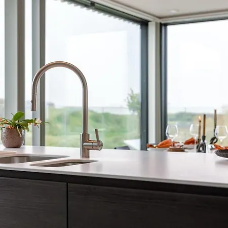 Huswell - Luxurious Penthouse With Beautiful Seaview アパート